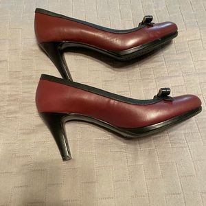 Naturalizer N5 Contour Shoes